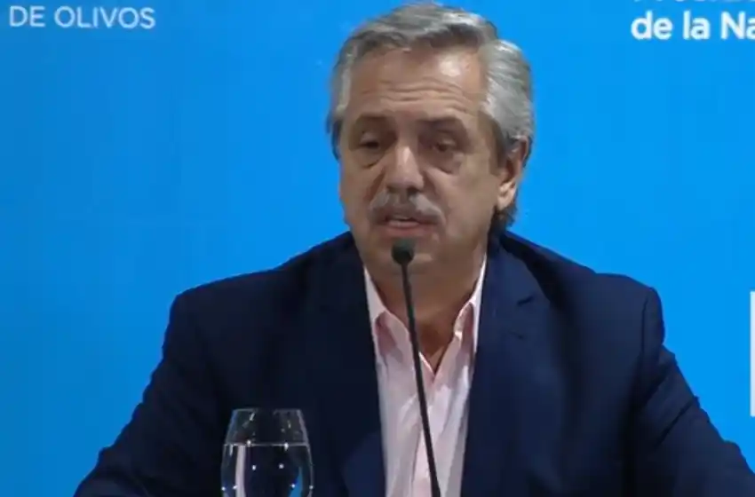 Suspenden clases, cierran fronteras y dan licencia laboral a los mayores de 65 años