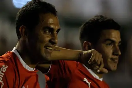 De la mano del Rolfi, Independiente sueña