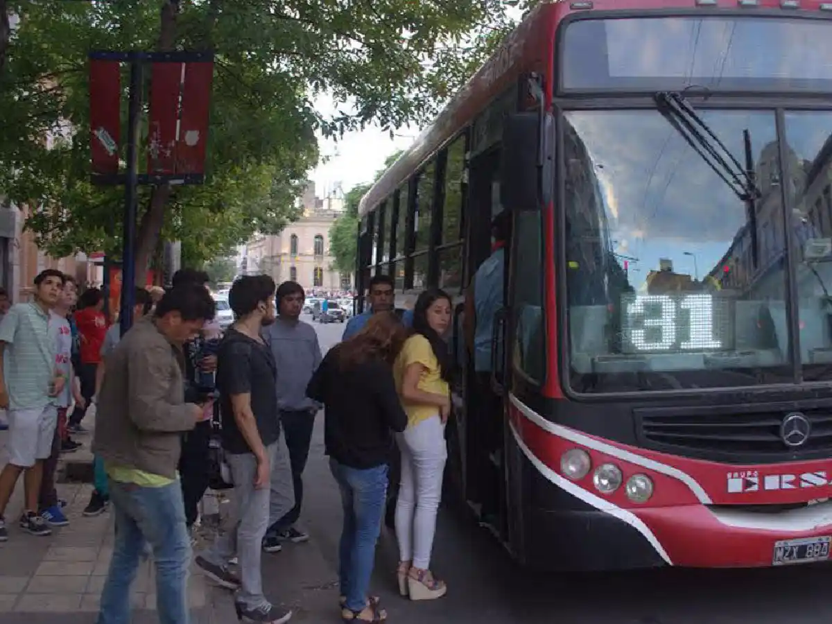 Evalúan poner cámaras en los colectivos urbanos de Córdoba