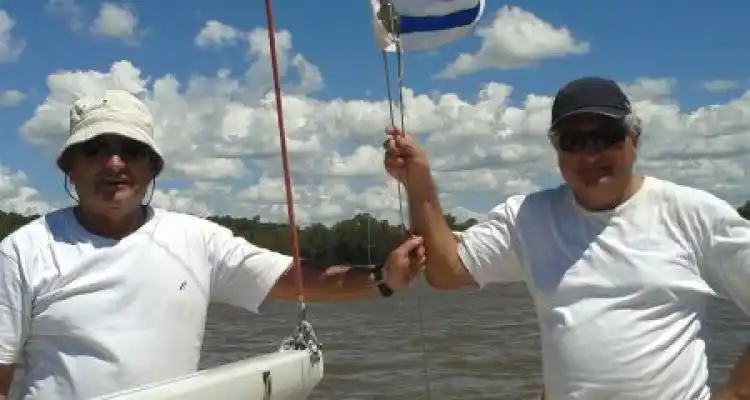 Benincasa y Faraldo campeones de la Binacional de Vela