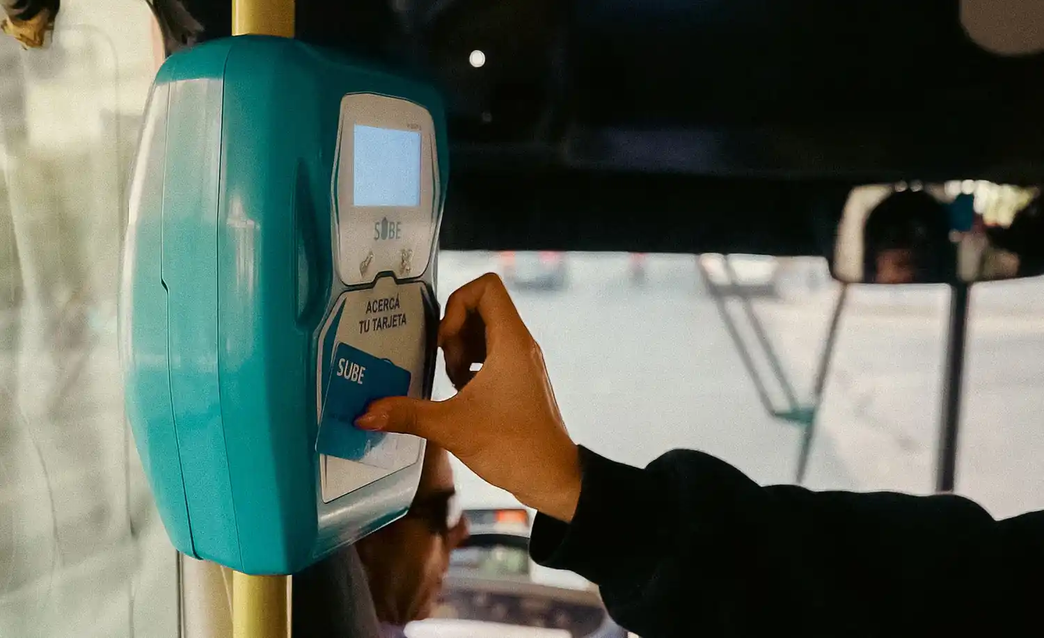 La actualización puede hacerse en las Terminales Automáticas SUBE (TAS), a través de la app de SUBE o en el validador a bordo de los colectivos.