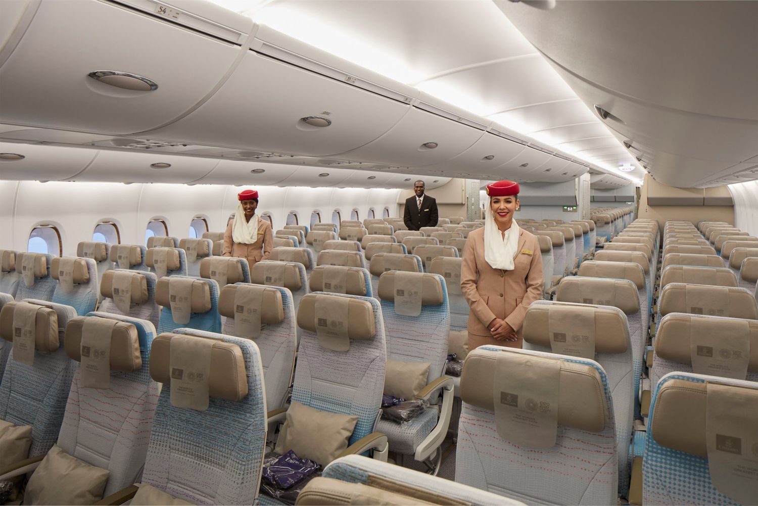 Emirates abre búsqueda mundial para 3.000 TCP y 500 empleados aeroportuarios