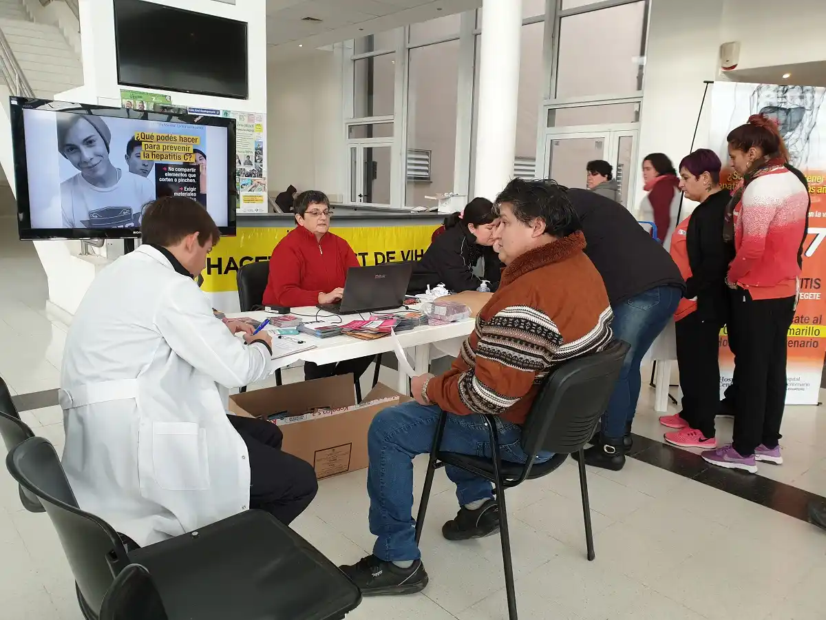 ¿Qué es y cómo prevenir la Hepatitis Viral?: Intensa jornada de prevención en el Hospital 