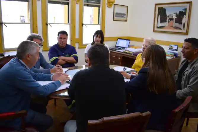 Acordaron aumento salarial para el personal municipal de Chascomús