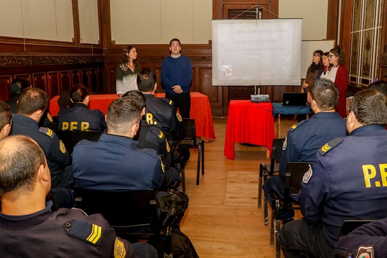 Policías del departamento se capacitaron sobre género