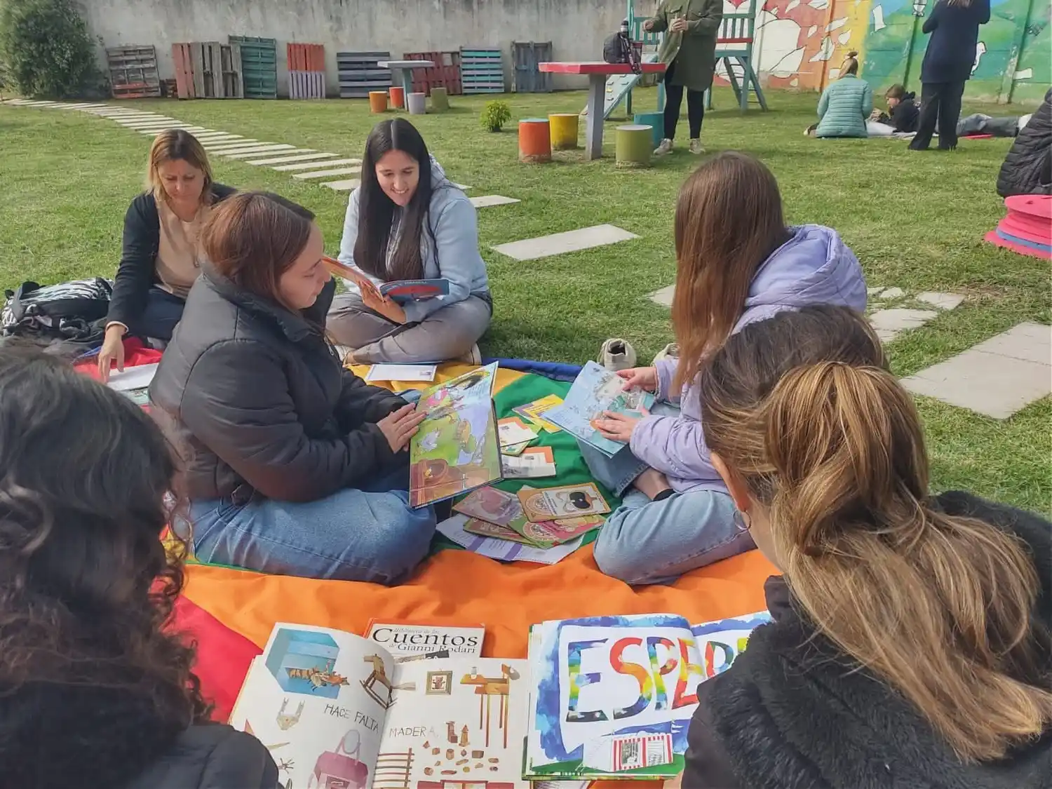 Alumnas y docentes del ISFDyT N.º 57 y del ISFD N.º 98 participaron en una enriquecedora jornada de "Seguimiento de autor"