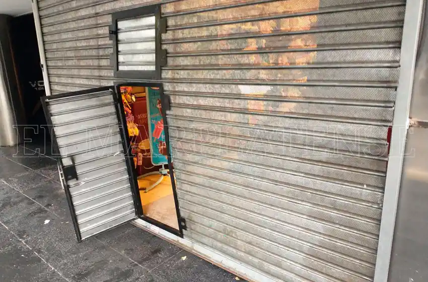 Robo a un comercio en el microcentro: "Esto es un desastre"