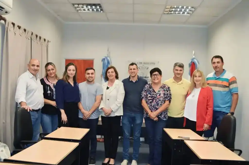 Concejal denuncia tala inesperada de árboles en María Grande