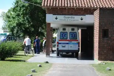 Entró al Río Baradero y lo mordió una víbora: Está en terapia intensiva