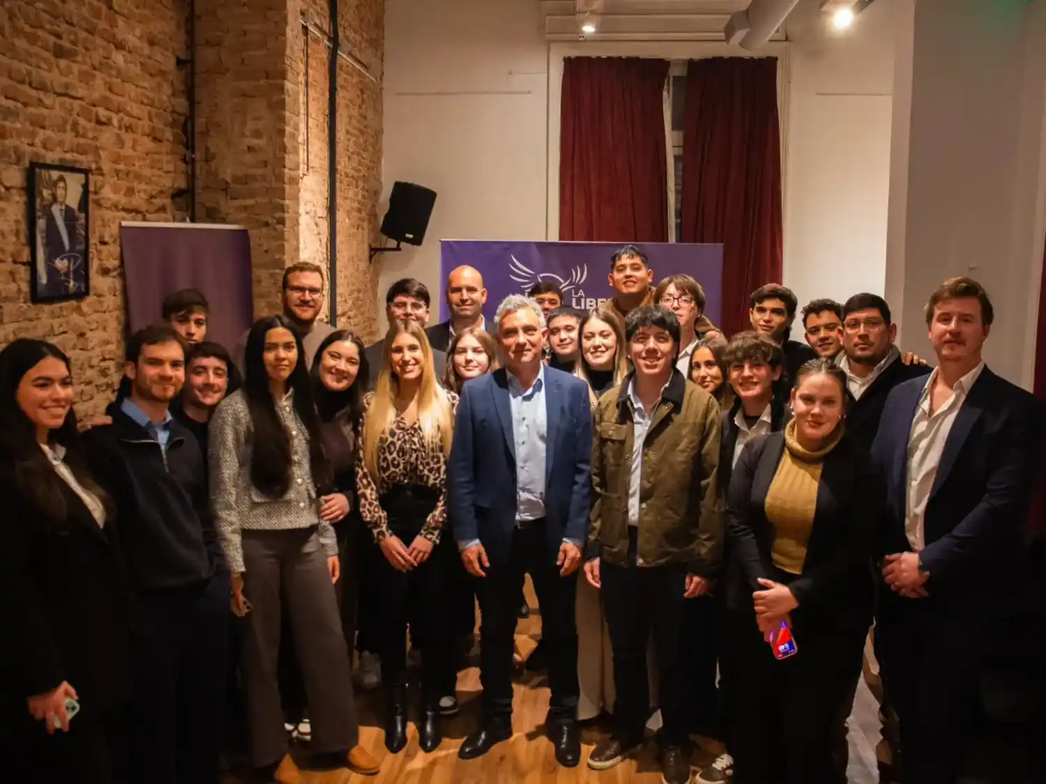 Sebastián Pareja y el diputado Pablo Morillo presentaron la iniciativa en el marco de la jornada “Jóvenes Concejales”.