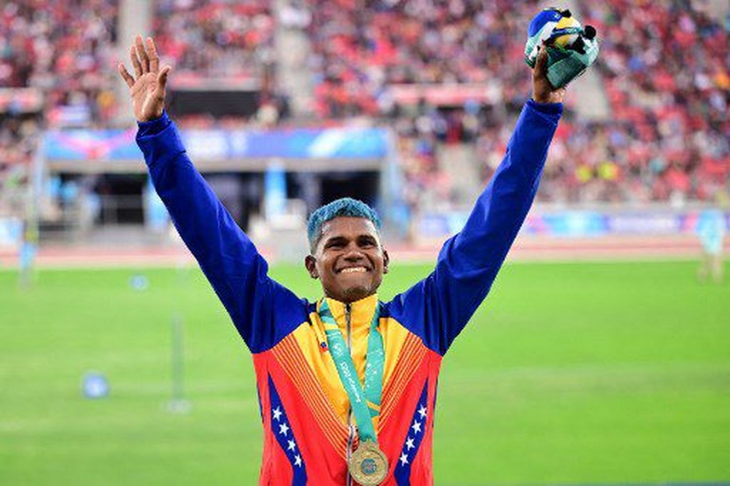 ORGULLO VENEZOLANO: José Antonio Maita se alza con el oro en 800 metros en los juegos Panamericanos 2023 (+Video)
