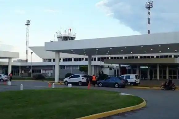Sauce Viejo reestablece la frecuencia de dos vuelos diarios a Santa Fe
