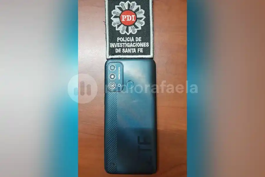 Compró un celular por redes sociales y era robado: lo secuestró la PDI