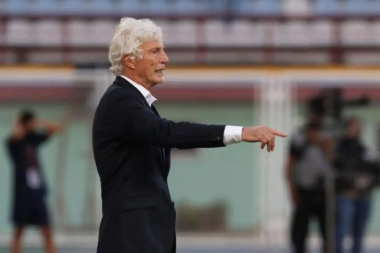 Pekerman dejó de ser el entrenador de Venezuela