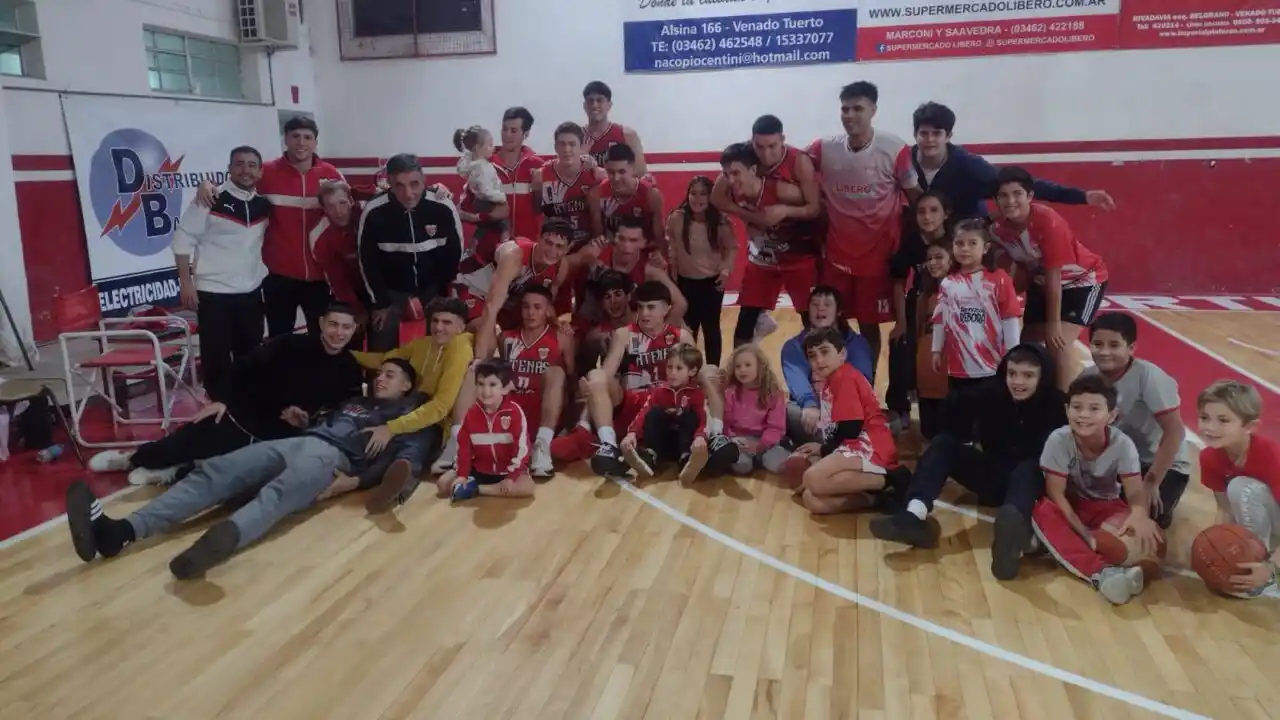 A puro triple y con un Jordán encendido, Atenas derrotó a Argentino