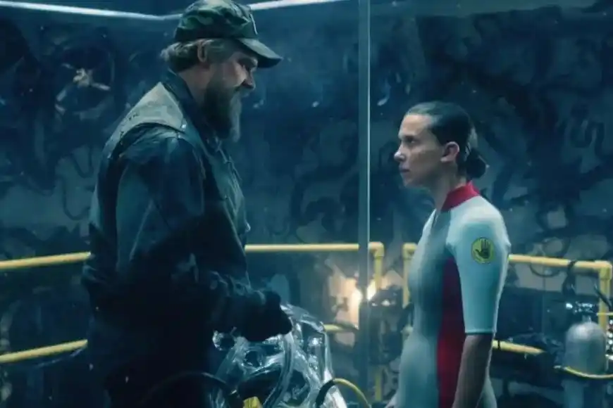 Hopper le pide a Jane que luche “una última vez”.