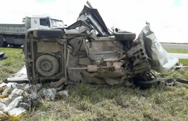Cinco muertos tras choque frontal en la ruta 7 a la altura de Laboulaye