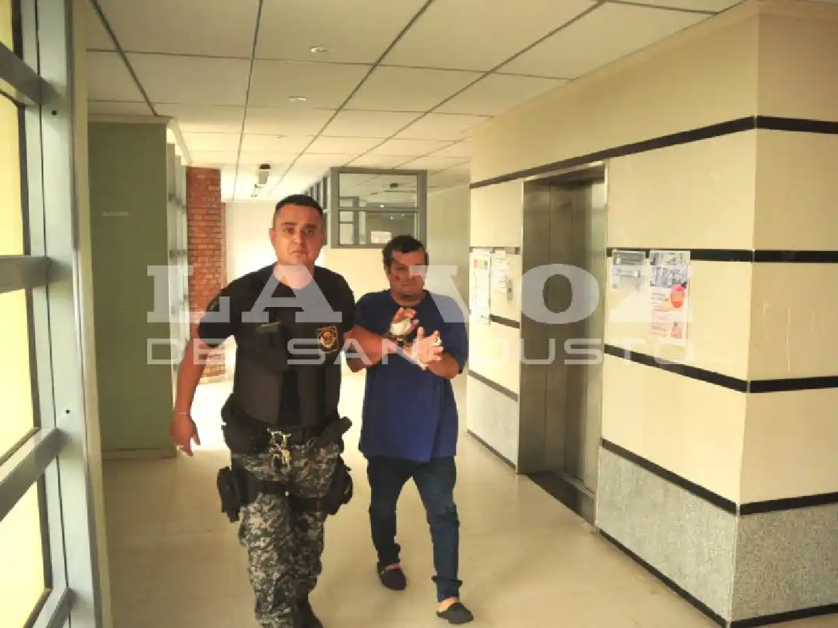 Prisión preventiva para el hombre que atacó a cuchillazos a su ex mujer en barrio Jardín