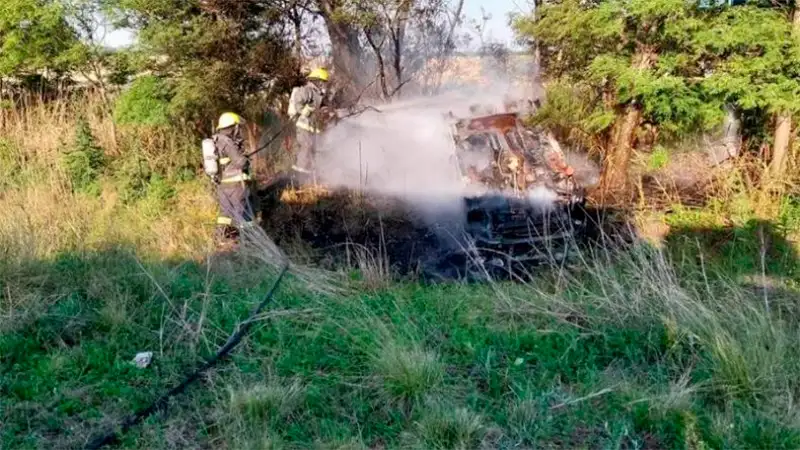 Una docente perdió la vida al accidentarse con su auto cuando iba a trabajar