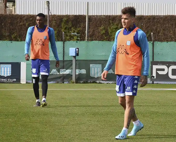 Nicolás Reniero: “Estoy  a disposición del técnico”