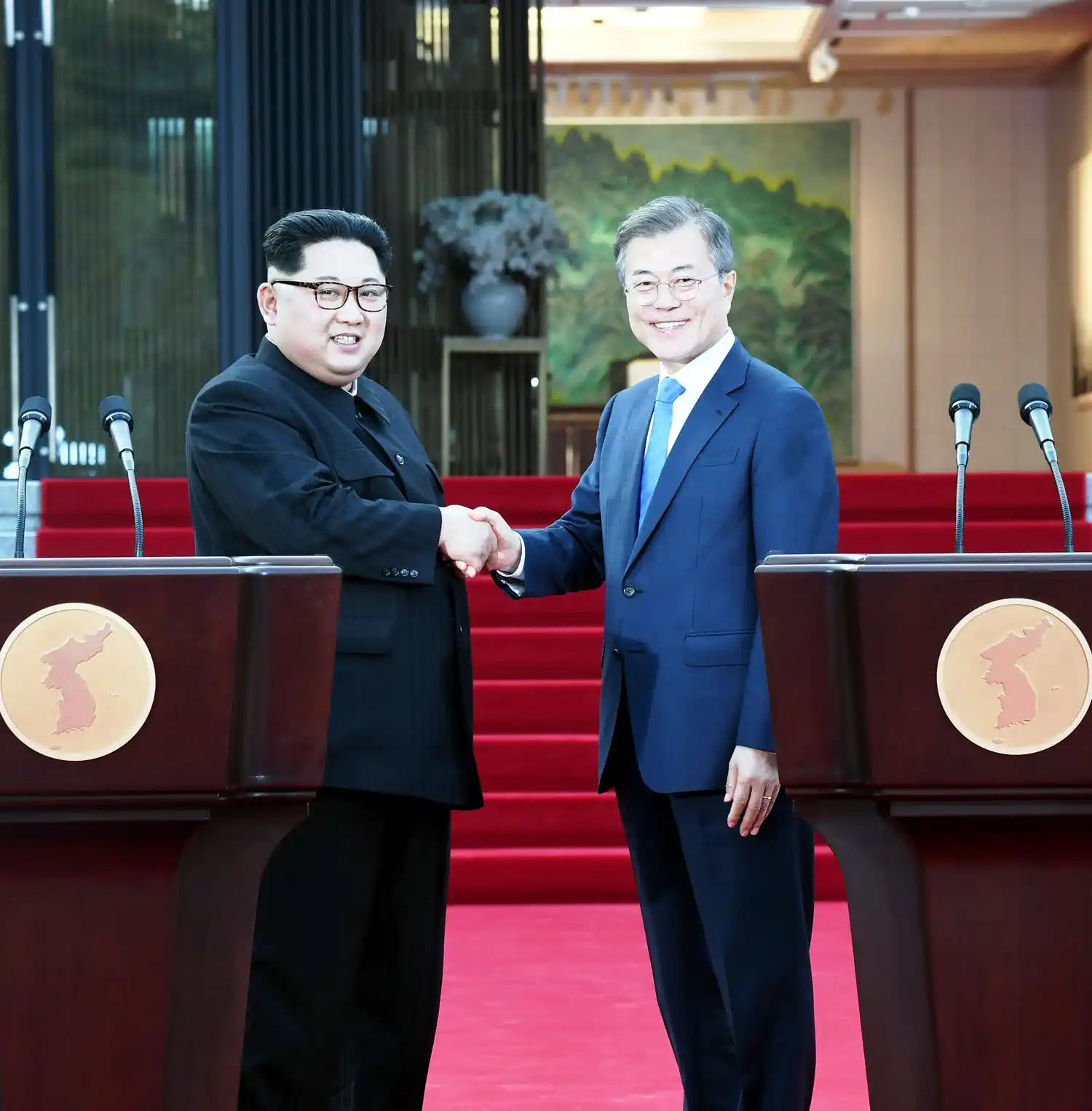 Kim Jong-un y Moon Jae-in, por el fin de la guerra
