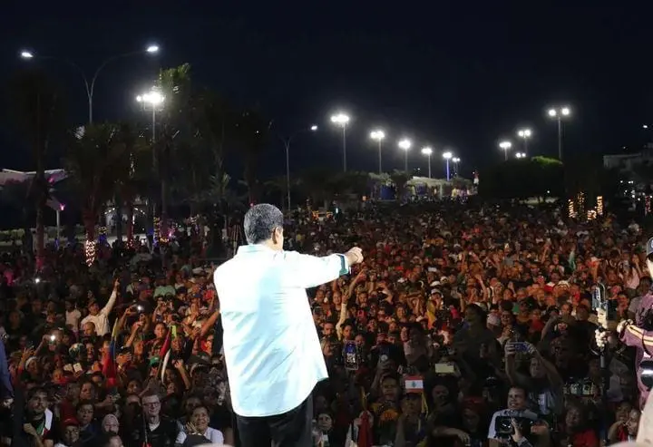 «LA ABEJA REINA se quedó sin abejas y se prepara para irse»: Maduro alerta sobre supuestos planes de María Corina