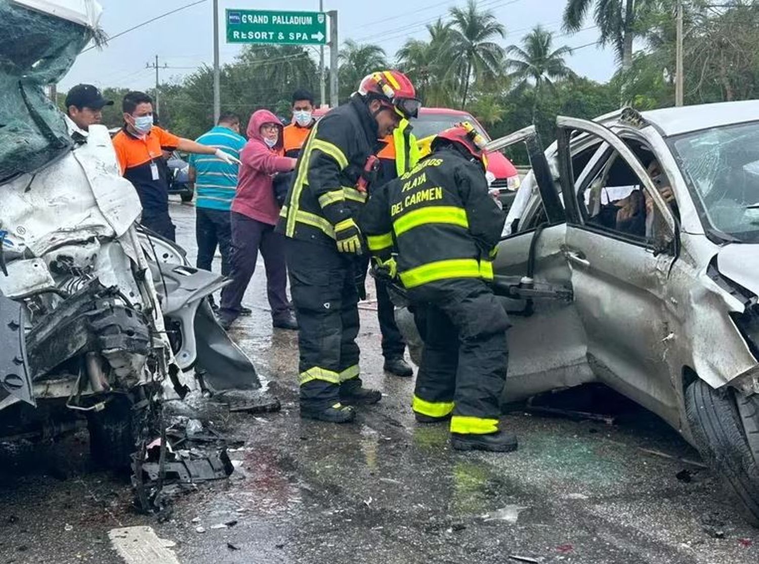 Se conocieron las causas del accidente automovilístico en el que murieron cinco argentinos en Playa del Carmen