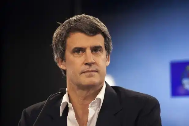 Prat Gay alertó que el déficit de cuenta corriente es el más alto de los últimos 10 años 