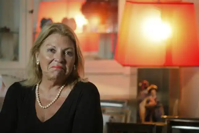 Internaron a Elisa Carrió