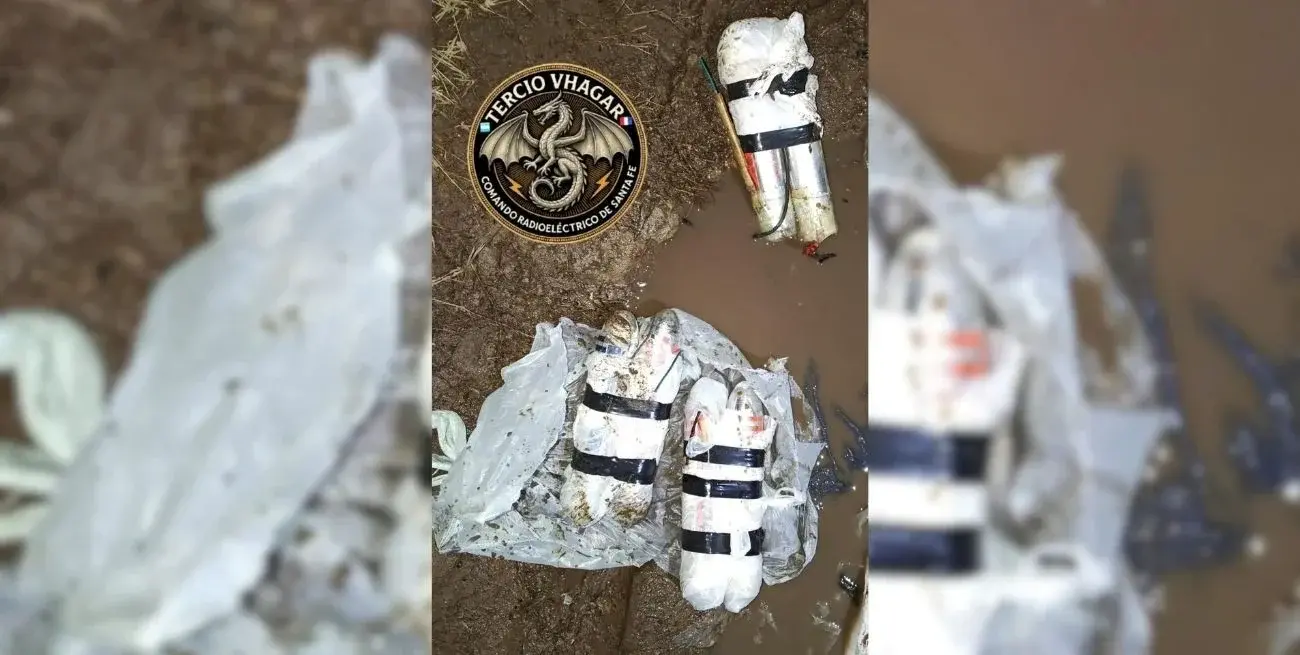 De película: escapaban en moto y dejaron caer un paquete con presuntos explosivos modificados