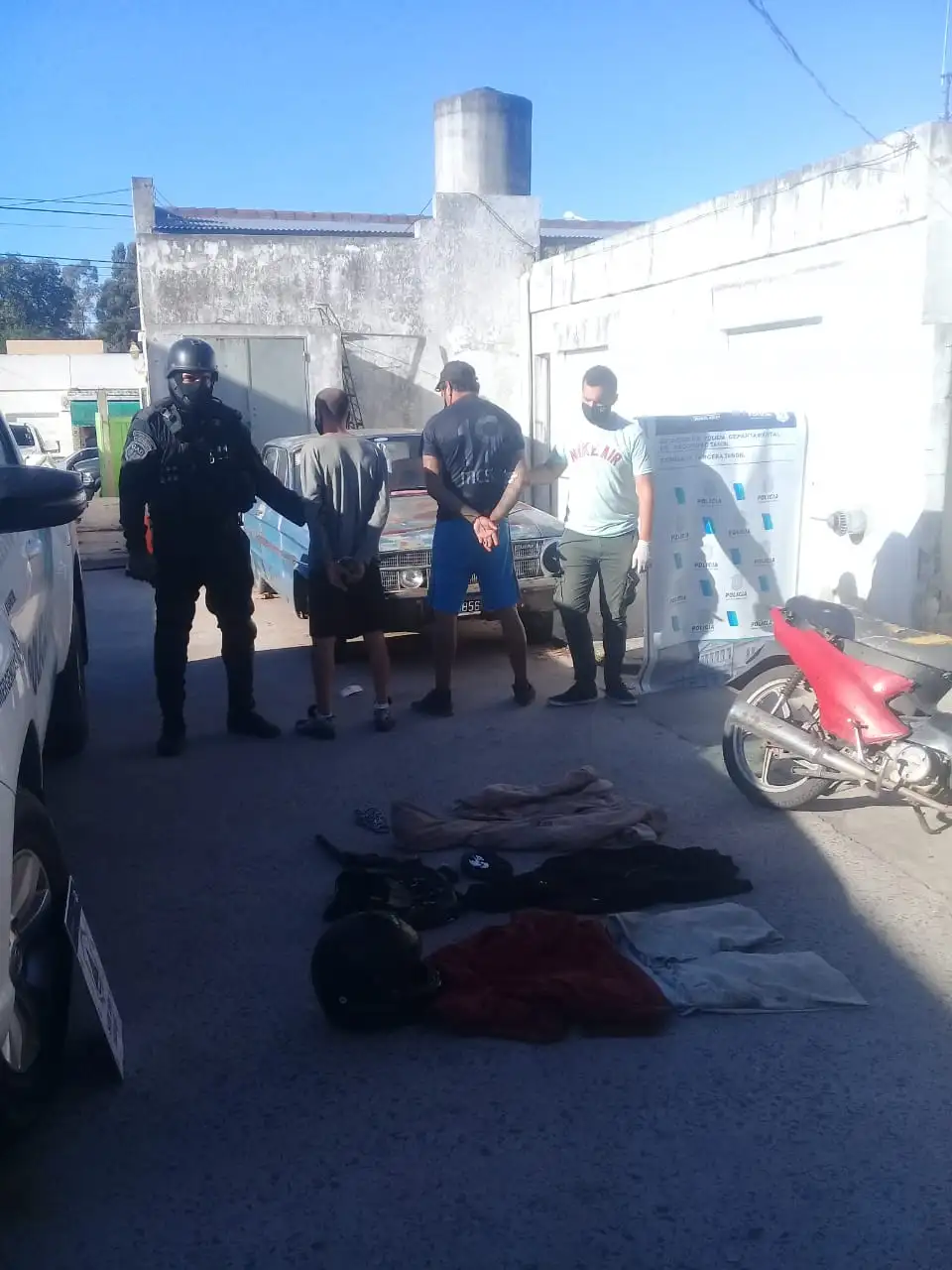 Golpearon con una escopeta a una mujer en un asalto y hay dos detenidos 