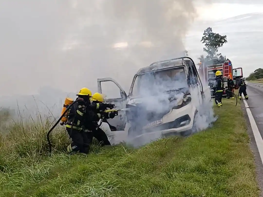 incendio camioneta
