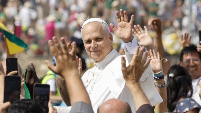 La bienvenida del Papa Leon XVI al Jubileo de la Juventud  (Papa, Italia, Roma) EFE/EPA/FABIO FRUSTACI