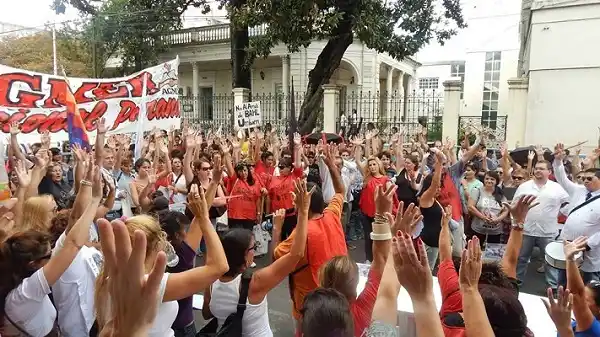 AGMER definirá hoy el comienzo de clases en Entre Ríos