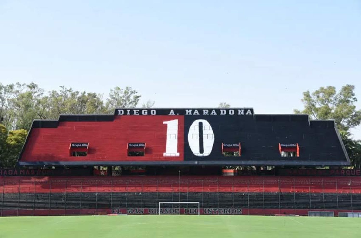 Maradona tendrá su paseo en las inmediaciones del estadio de Newell’s