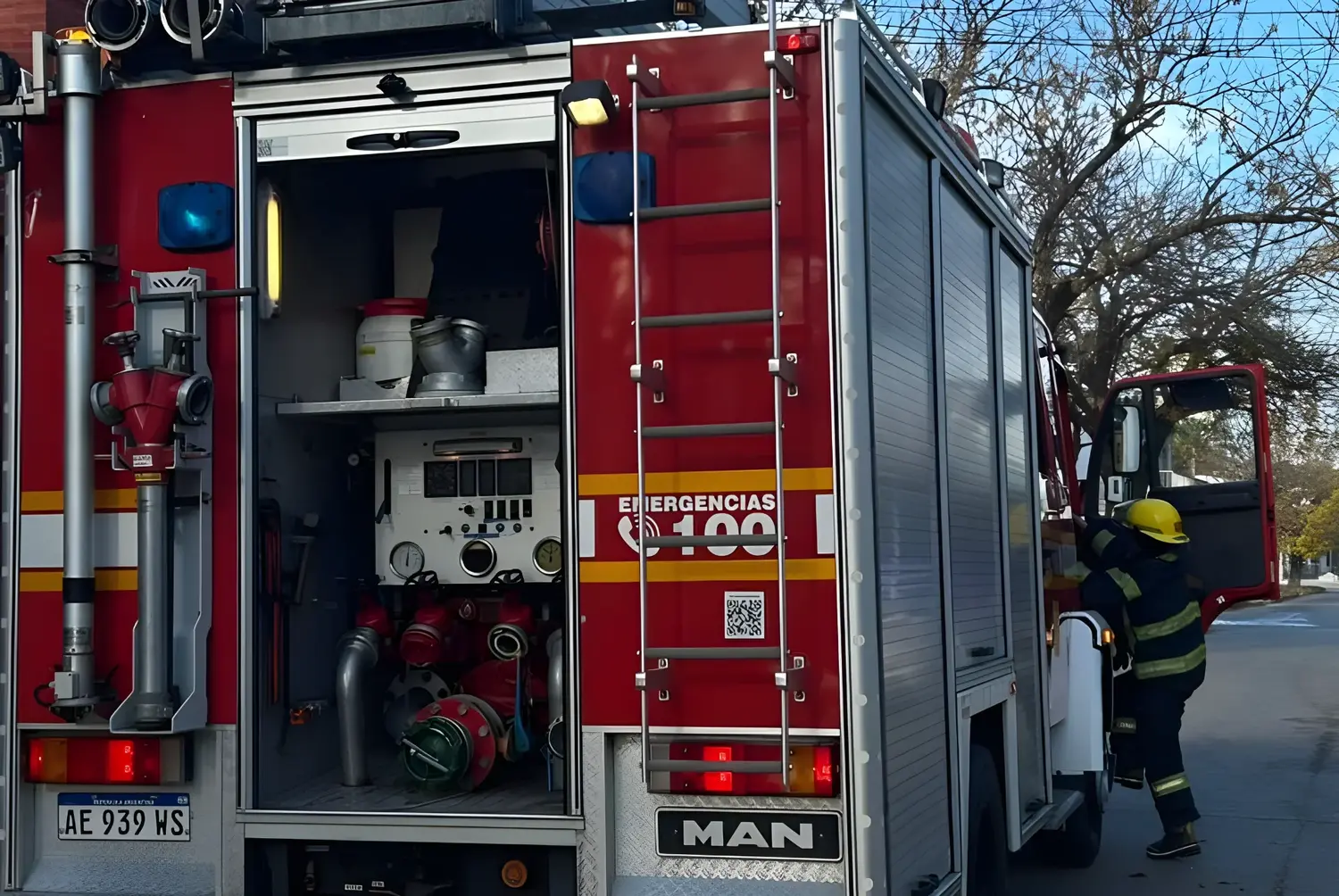 Dos dotaciones de Bomberos trabajaron en el lugar.