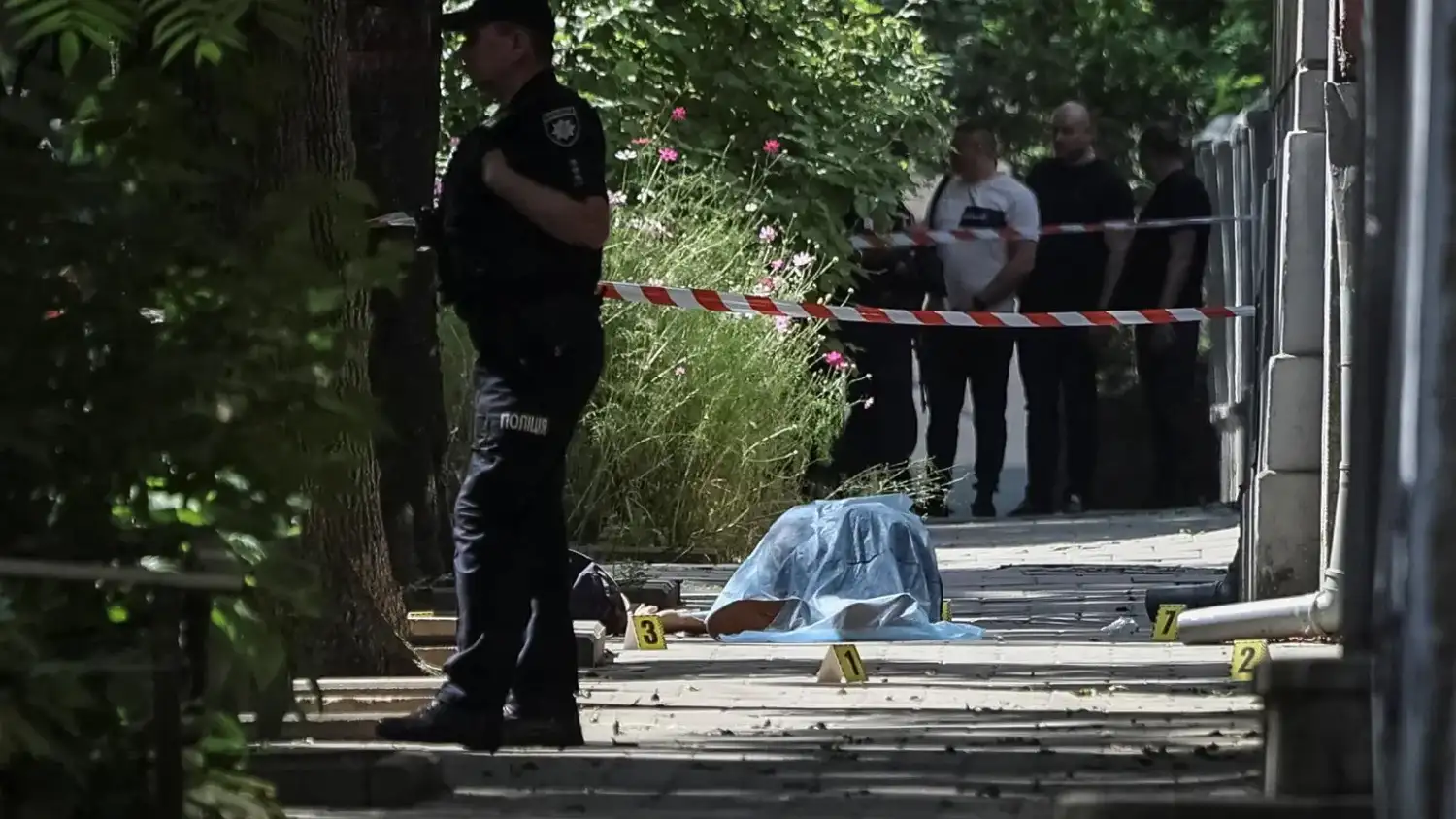 El diputado ucraniano Andrii Parubii, expresidente del Parlamento, fue asesinado a tiros.