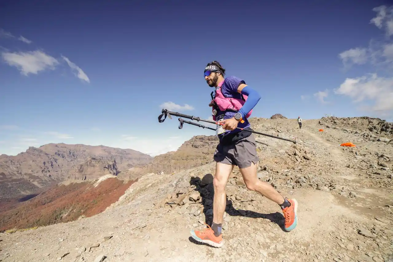 Ruiz Grané en la Patagonia Run 100 Millas (161kms), San Martin De Los Andes,  Neuquén 2023 (Crédito: Fotos de Aventura).