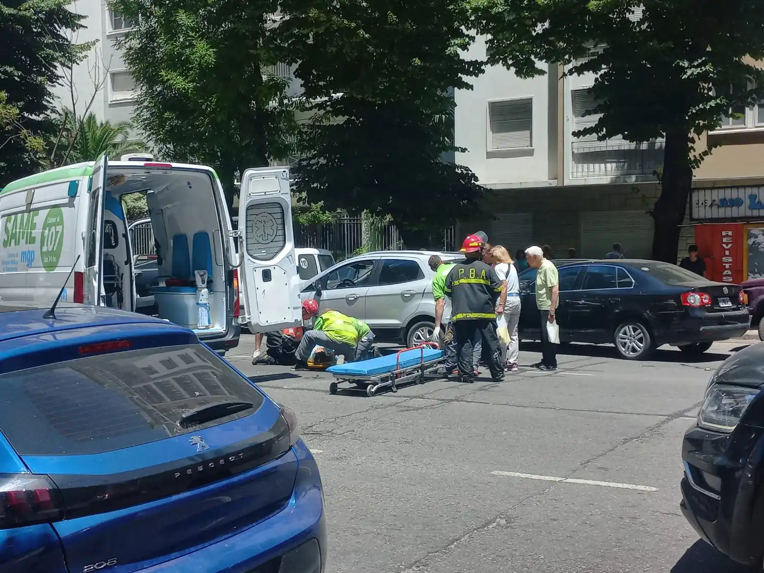 Una mujer debió ser atendida tras el impacto.