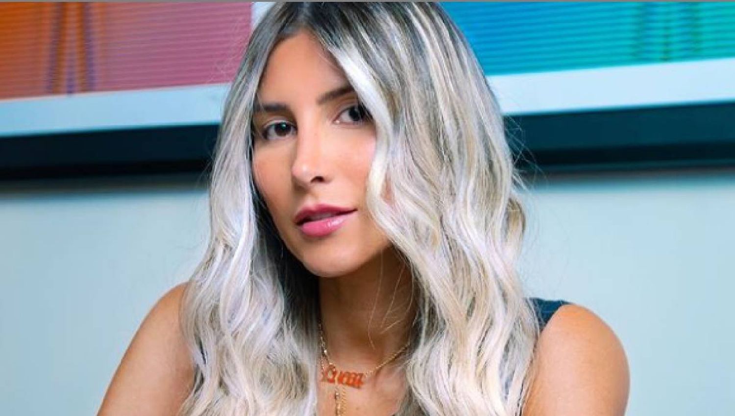 Exesposa de Chyno Miranda rompe el silencio y responde si tiene un ‘jujú’ con Oscarcito