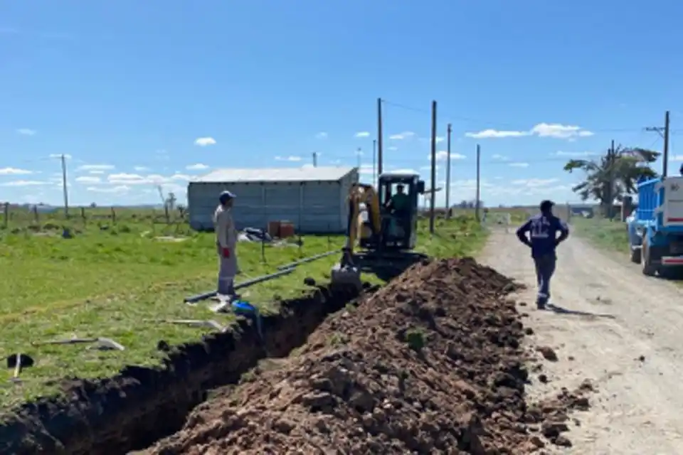 Avanza la obra de ampliación de red de agua potable en María Ignacia