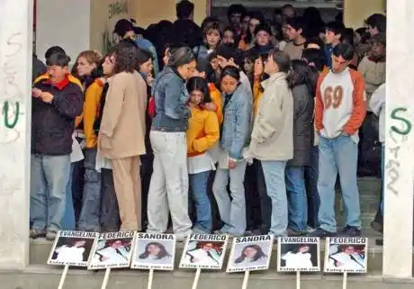 A 9 años de la Masacre de Patagones, un joven atacó con un arma a dos alumnos en una escuela