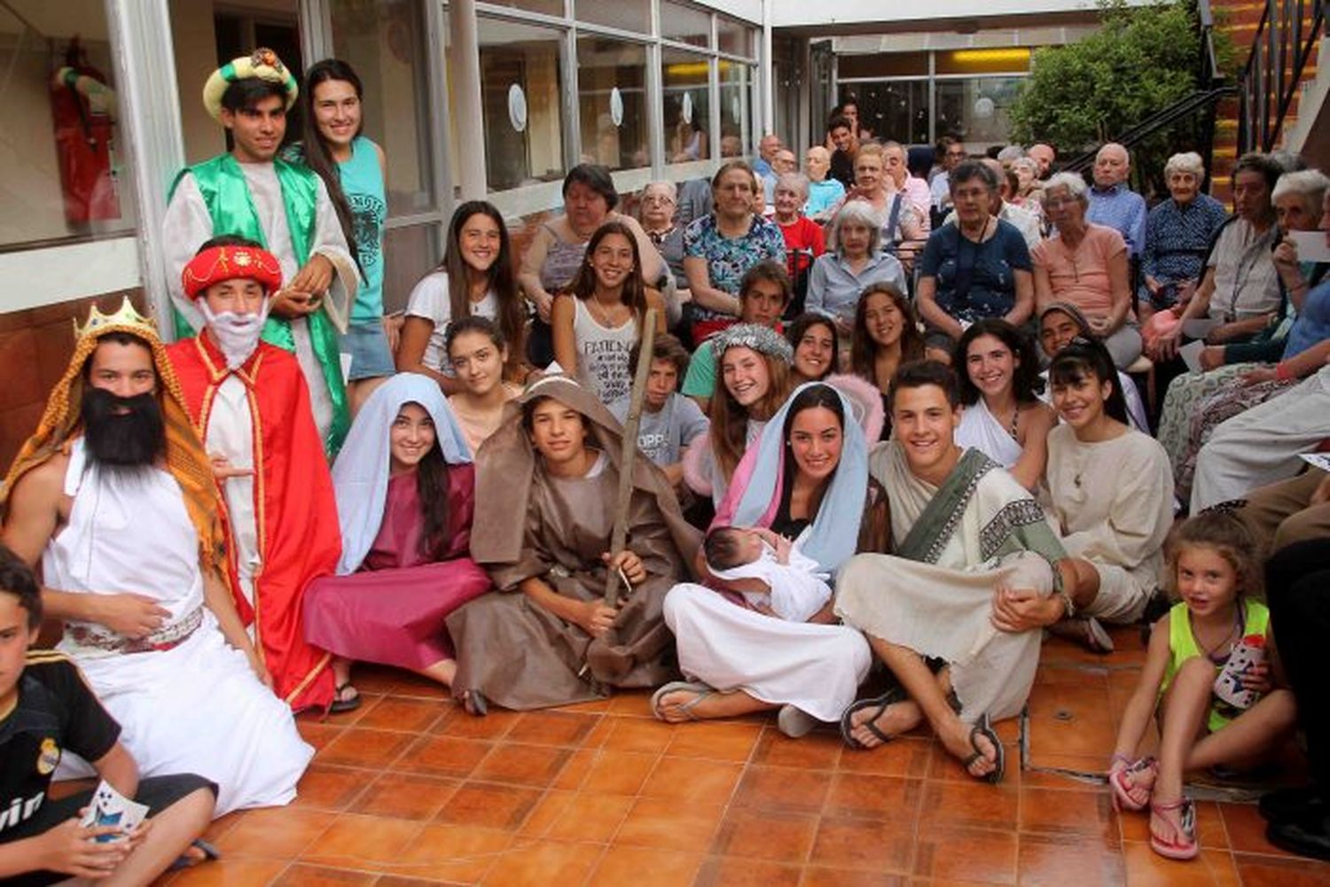 Pesebres Vivientes en los barrios y misas de Navidad