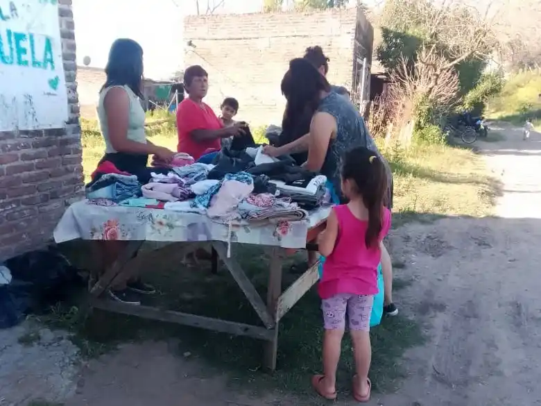 El grupo solidario “Entre todos podemos lograrlo” concretó nuevas acciones de ayuda