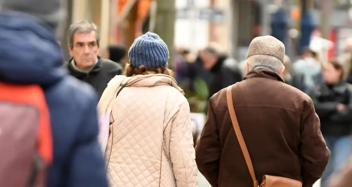 Convencionales escucharon las demandas de los jubilados durante la jornada.