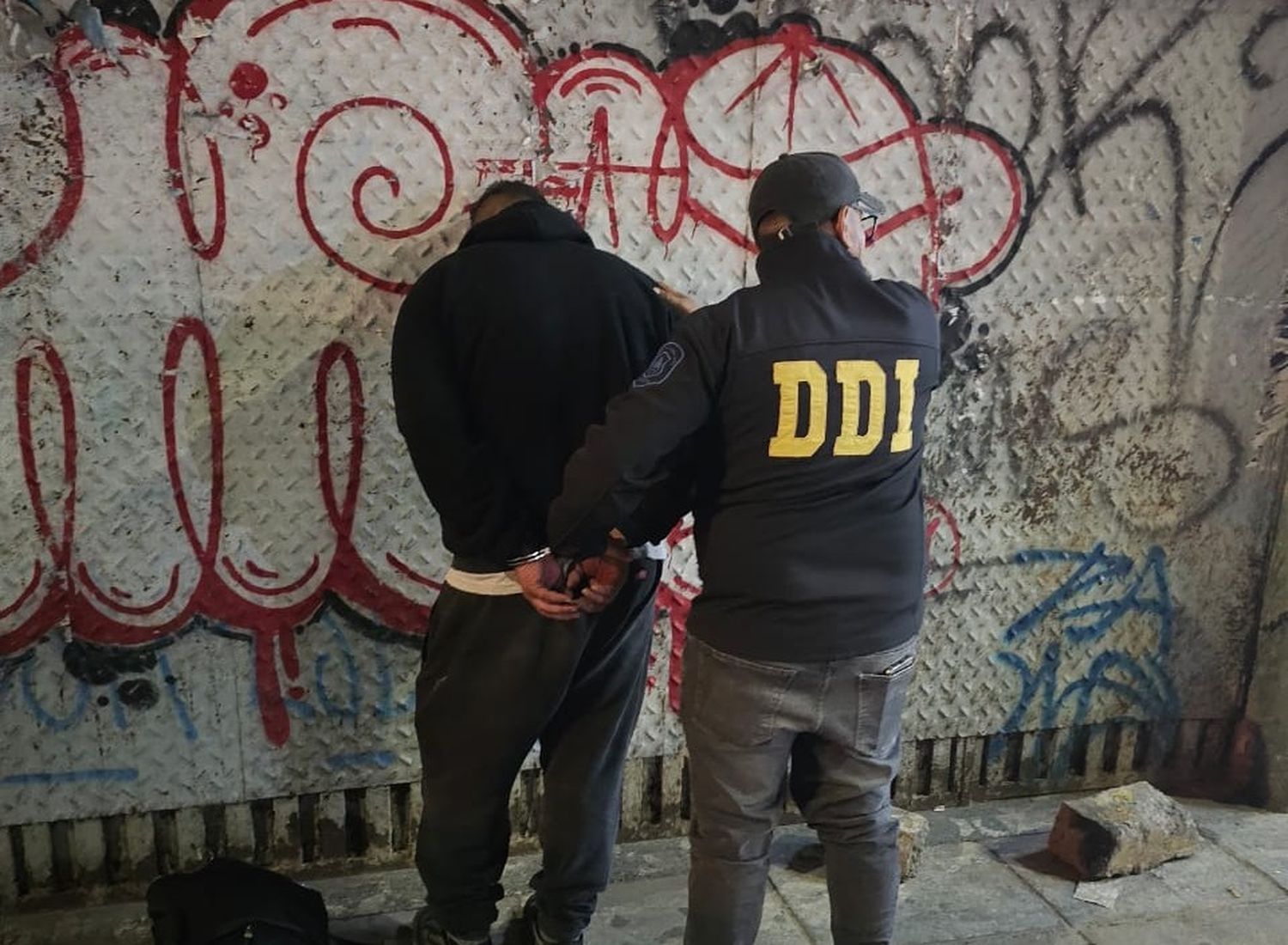 El acusado fue detenido en la rotonda de San Justo.