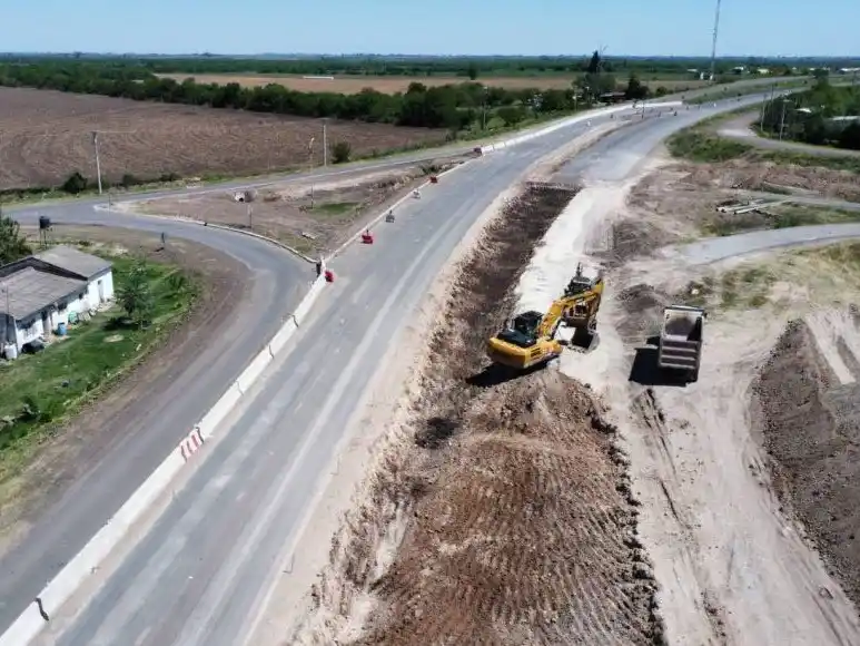 Vialidad Nacional informó avances en la autovía de la Ruta Nacional 18 en Entre Ríos