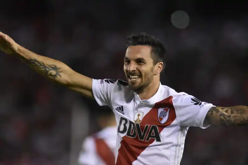 River gritó por Scocco y tomó ventaja en la Copa Libertadores