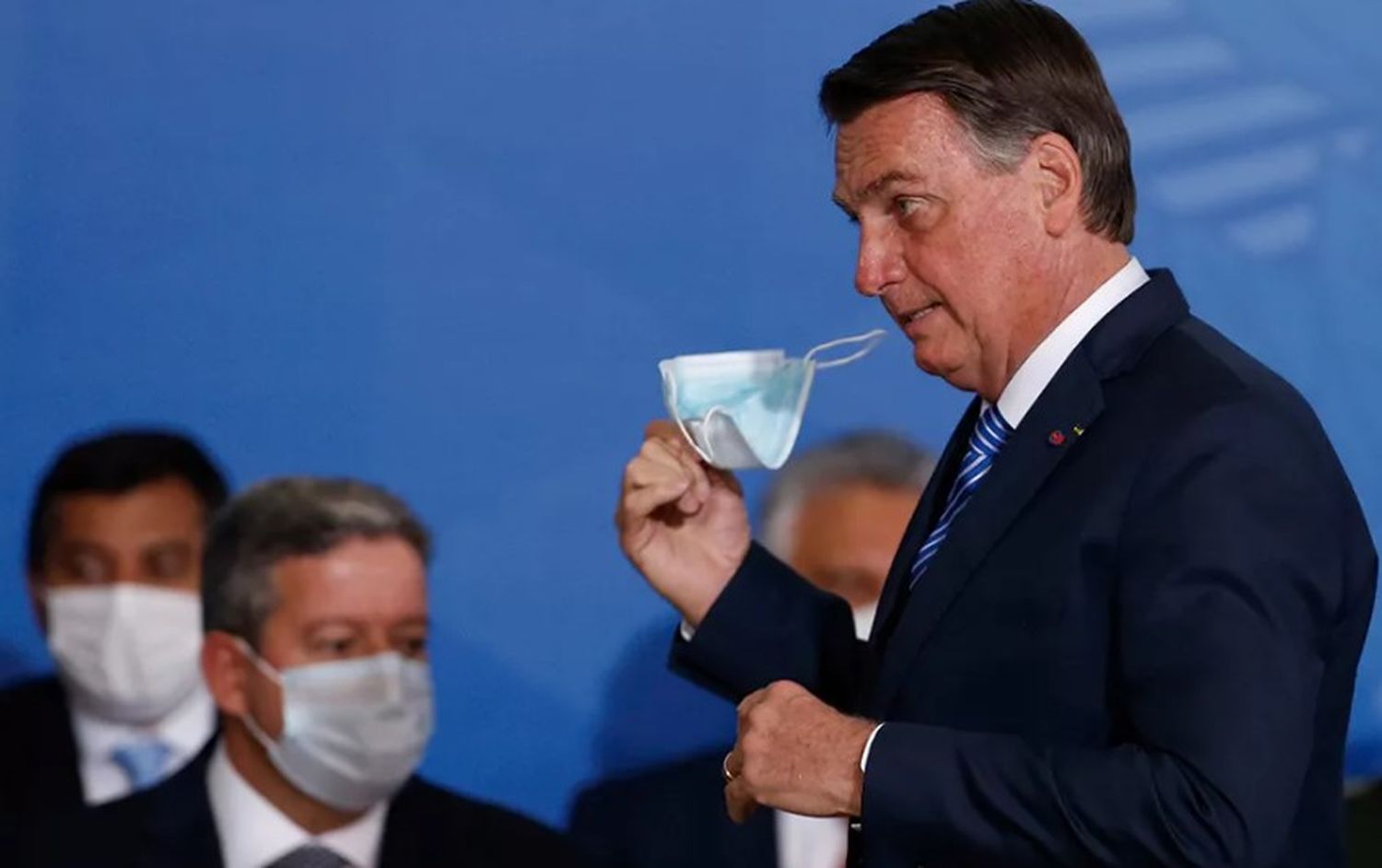 Bolsonaro culpó a sus rivales y a la cuarentena por la inflación