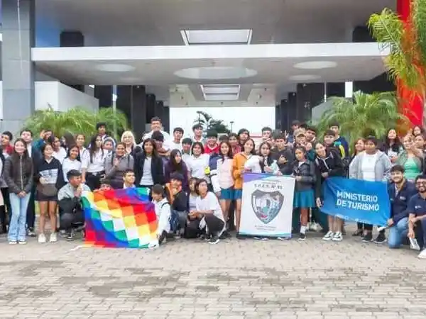 El Gobierno de Formosa lanzó un novedoso
programa para potenciar la educación pública